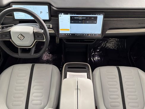 Used 2023 Rivian R1S Adventure AWD/4WD image 12