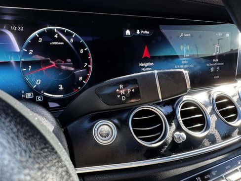 Used 2022 Mercedes-Benz E 350 4MATIC Sedan image 23