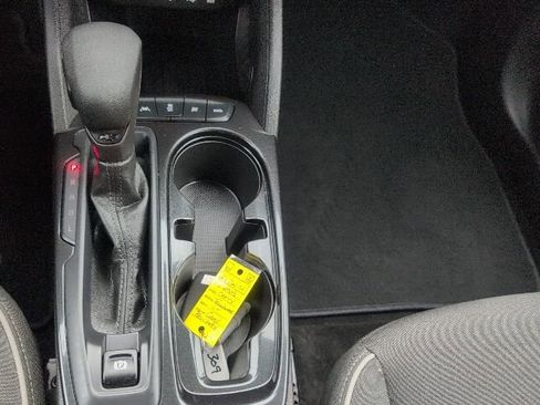 Used 2023 Chevrolet TrailBlazer LT image 31