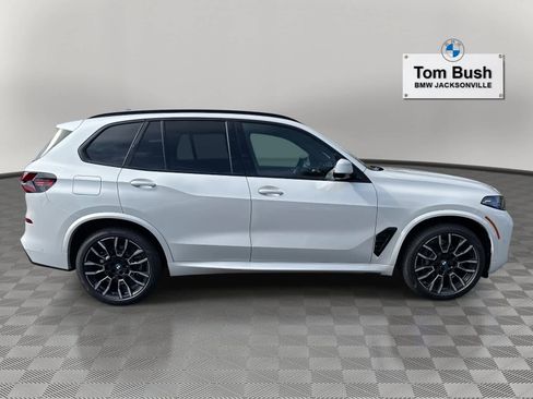 New 2026 BMW X5 sDrive40i image 2