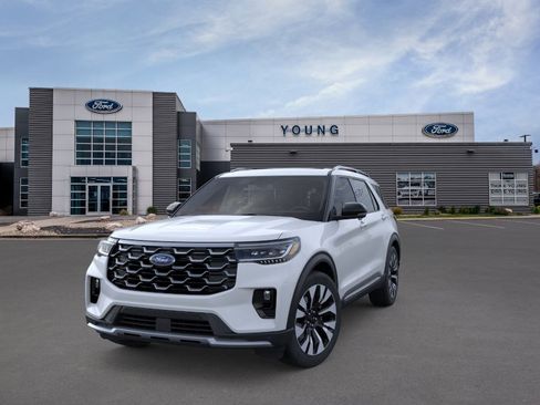 New 2026 Ford Explorer Platinum w/ LUX Leather Package AWD/4WD image 2