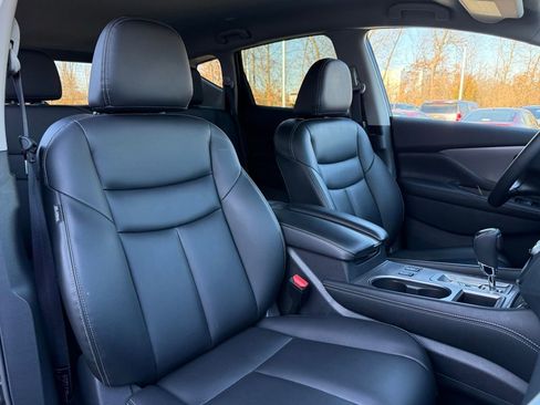 Used 2024 Nissan Murano SV image 28