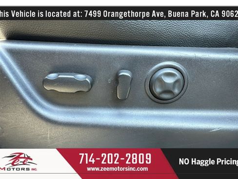 Used 2013 Cadillac Escalade Platinum AWD/4WD image 57