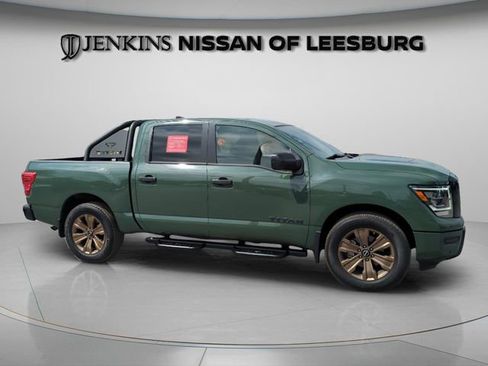 Certified 2024 Nissan Titan SV w/ SV Bronze Edition Package RWD image 2