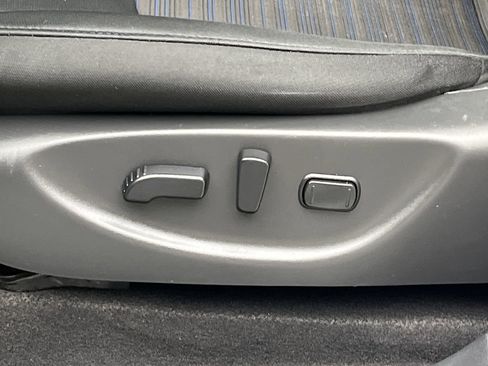 Used 2022 Nissan Leaf SV Plus FWD image 10
