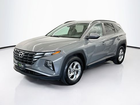 Used 2024 Hyundai Tucson SEL FWD image 3