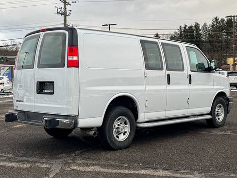 Used 2024 Chevrolet Express 2500 w/ Driver Convenience Package image 3