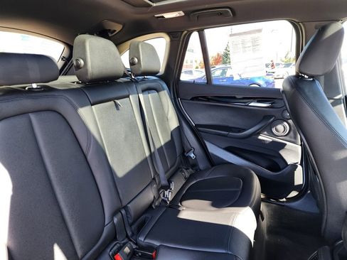 Used 2022 BMW X1 xDrive28i image 16