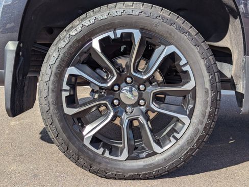 Certified 2024 Chevrolet Silverado 1500 High Country w/ Technology Package image 52