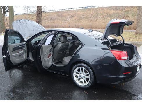 Used 2013 Chevrolet Malibu Eco image 14