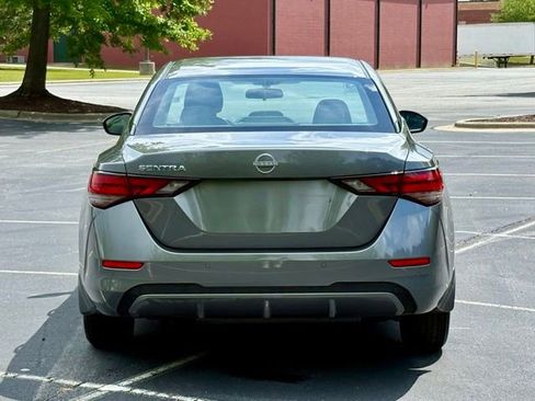 Used 2025 Nissan Sentra S w/ Lighting Package FWD image 6