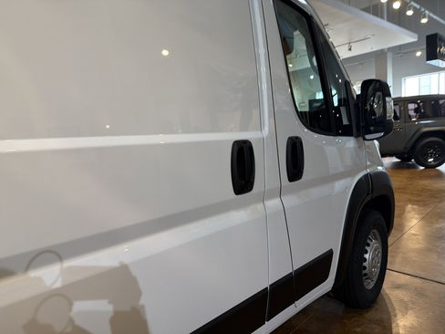 New 2026 RAM ProMaster 1500 w/ Storage Group FWD image 11