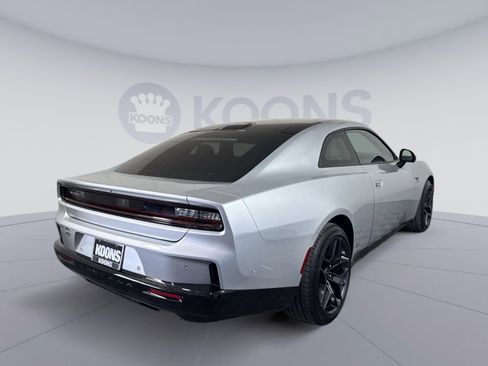 Used 2024 Dodge Charger R/T w/ Plus Group image 7