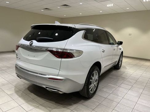 Used 2023 Buick Enclave Essence w/ Experience Buick Package AWD/4WD image 5