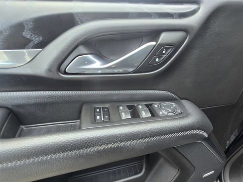 Used 2021 GMC Yukon XL Denali w/ LPO, Illumination Package image 15