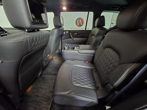 Used 2022 INFINITI QX80 Sensory w/ All-Season Package image 18
