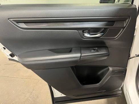 Used 2024 Honda CR-V EX image 16