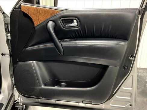 Used 2024 Nissan Armada SL image 24