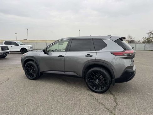 Used 2021 Nissan Rogue S image 7