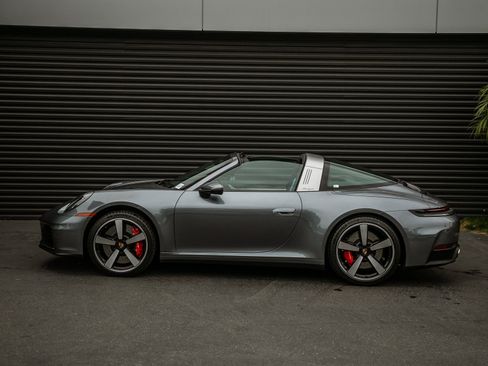Used 2026 Porsche 911 Targa 4S AWD/4WD image 9