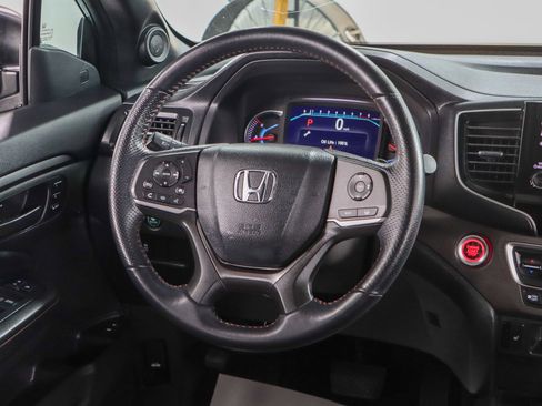 Used 2022 Honda Pilot TrailSport image 12