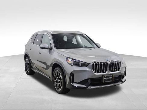 Used 2025 BMW X1 xDrive28i w/ Convenience Package image 7
