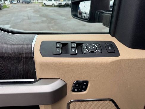 Used 2021 Ford F250 Lariat w/ Chrome Package AWD/4WD image 13
