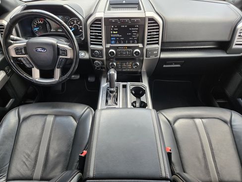 Used 2018 Ford F150 Platinum w/ Equipment Group 701A Luxury image 20