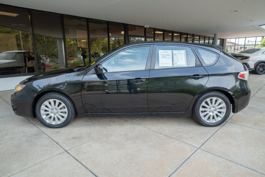 Used 2011 Subaru Impreza 2.5i Premium w/ PWR Moonroof Value Pkg AWD/4WD image 4