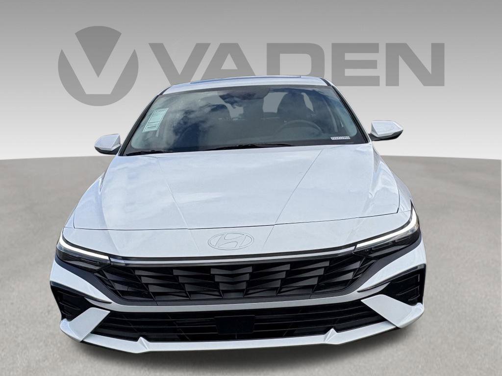 New 2026 Hyundai Elantra SE FWD image 7