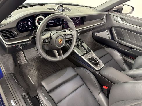 Certified 2025 Porsche 911 Turbo S AWD/4WD image 4
