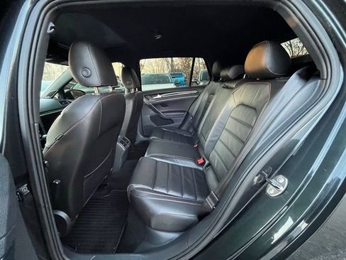 Used 2017 Volkswagen GTI SE image 14