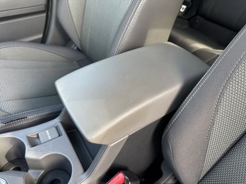 Used 2024 Subaru Crosstrek 2.0i Premium image 25