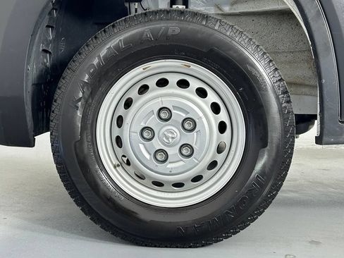Used 2025 RAM ProMaster 2500 FWD image 29