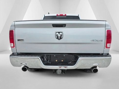 Used 2018 RAM 1500 Laramie AWD/4WD image 6