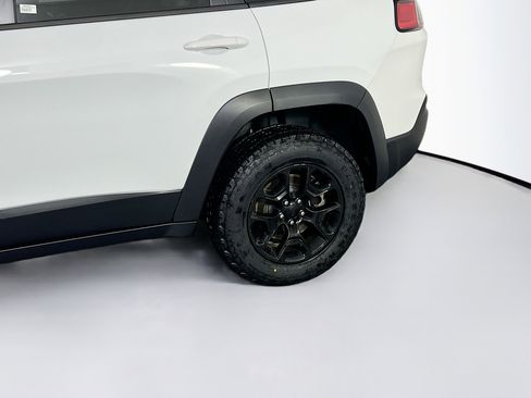 Used 2022 Jeep Cherokee Trailhawk w/ Trailer Tow Group image 29