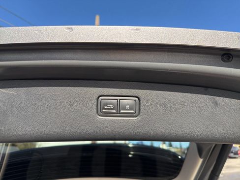 Used 2022 Genesis GV80 3.5T w/ Advanced Package 06 image 9