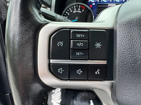 Used 2024 Ford Expedition XLT AWD/4WD image 17