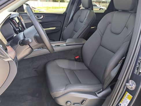 Used 2024 Volvo XC60 T8 Plus w/ Protection Package Premier AWD/4WD image 29