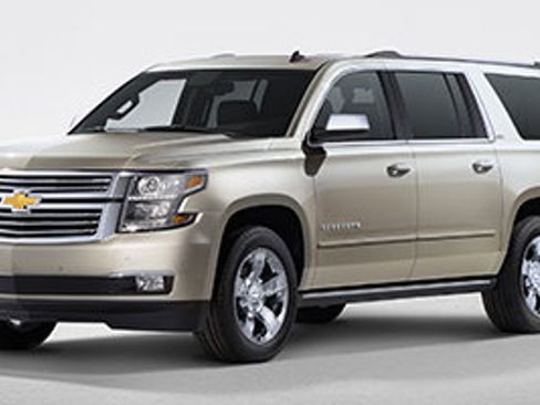 Used 2019 Chevrolet Suburban LT RWD image 1