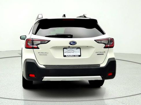 Used 2023 Subaru Outback Touring AWD/4WD image 6