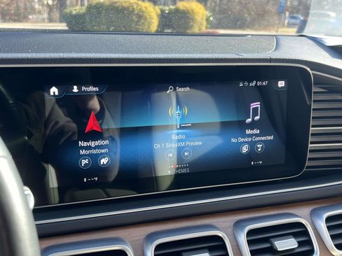 Certified 2022 Mercedes-Benz GLS 450 4MATIC image 19