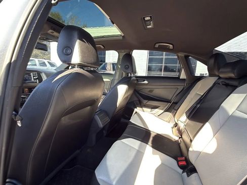 Used 2019 Volkswagen Jetta R-Line w/ R-Line Cold Weather Package image 34