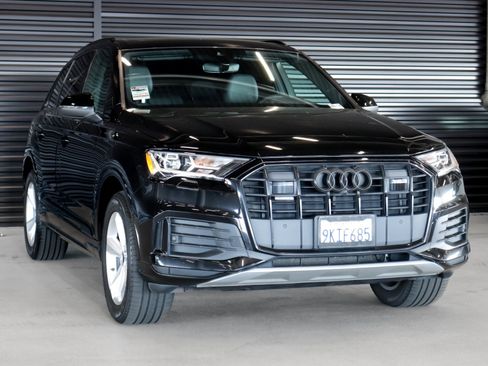 Used 2024 Audi Q7 2.0T Premium image 11