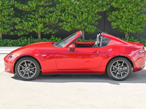 Used 2018 MAZDA MX-5 Miata RF Grand Touring image 7