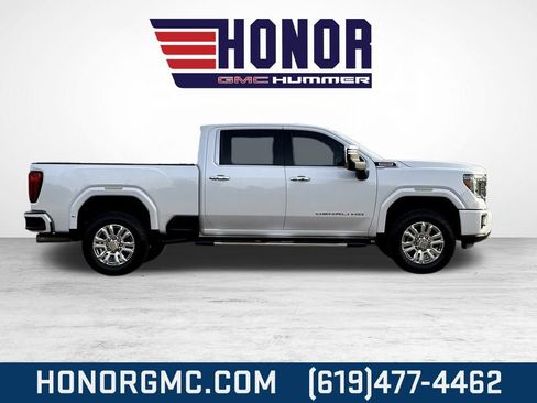 Used 2023 GMC Sierra 2500 Denali image 2