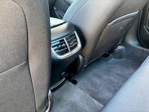 Used 2023 Chevrolet Malibu LT image 10