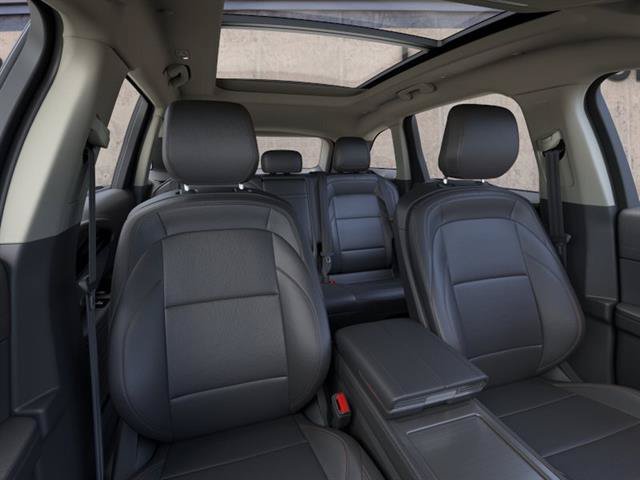 New 2026 Lincoln Nautilus Premier w/ Equipment Group 102A AWD/4WD image 10