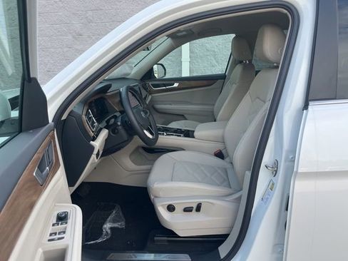 New 2026 Volkswagen Atlas SE image 22