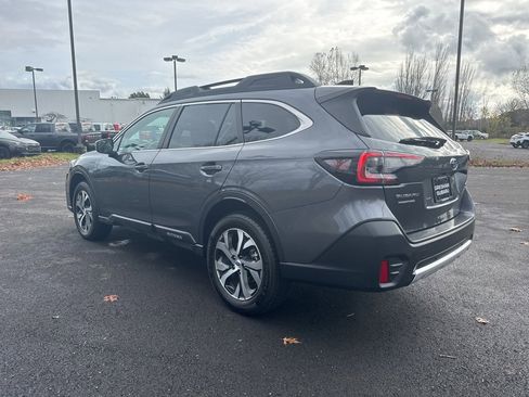 Used 2022 Subaru Outback Limited image 5